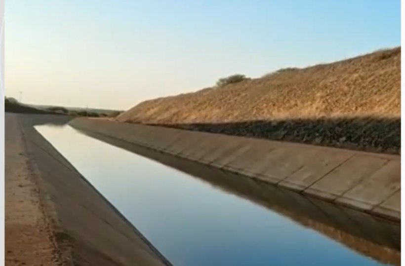 Homem morre após perder controle de veículo e ficar submerso em trecho de Transposição do Rio São Francisco