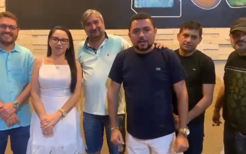 Vereadores de oposição de Pacajus gravam vídeo declarando apoio a Lula no 2º turno