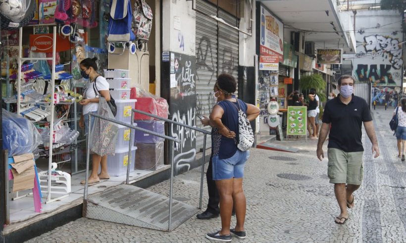 Governo do Ceará decreta ponto facultativo na quinta-feira (27)
