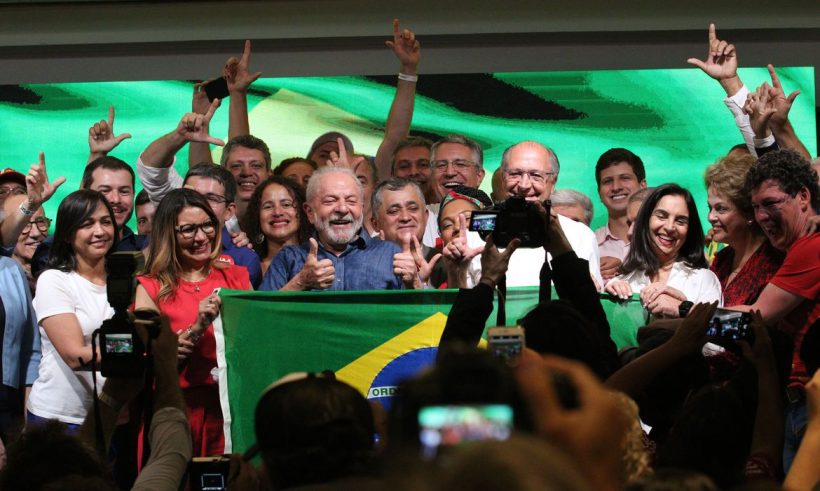 Lula vence Bolsonaro nos 184 municípios do Ceará