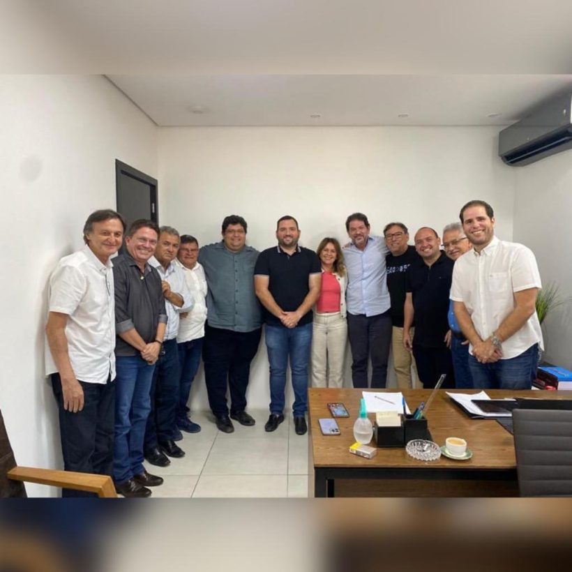 Cid promete engajar todos os filiados do PDT Ceará na campanha de Lula