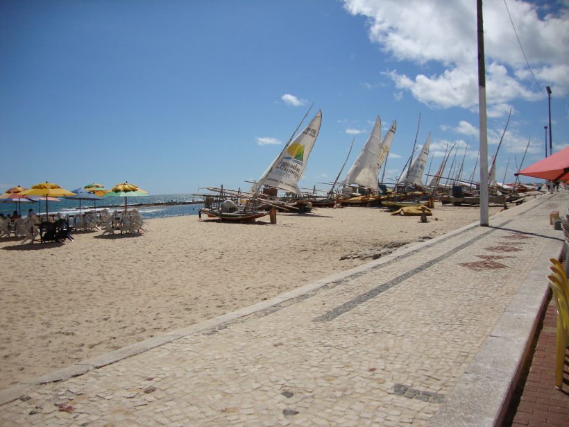 Ordem de serviço para construção de escola e Festival da Sardinha movimentam Praia da Caponga
