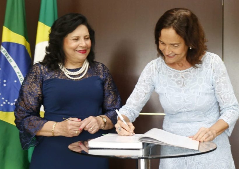 Presidente do TJCE assume Governo do Ceará com viagem de Izolda para COP27