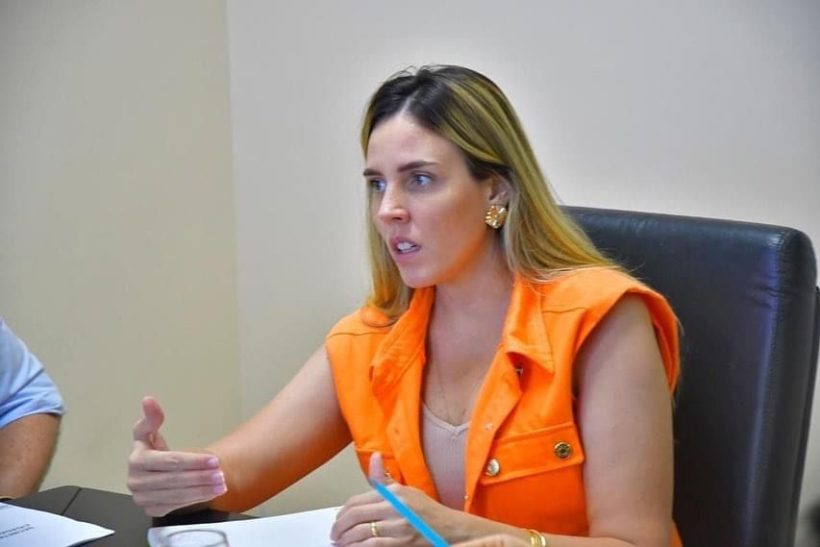 “Comida no prato é a grande prioridade”, revela Jade Romero