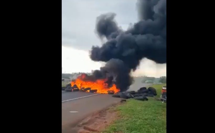 MTST pede a militantes que ajudem na desobstrução de rodovias ocupadas por caminhoneiros