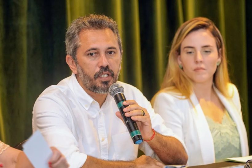 Elmano de Freitas toma posse como governador do Ceará neste domingo