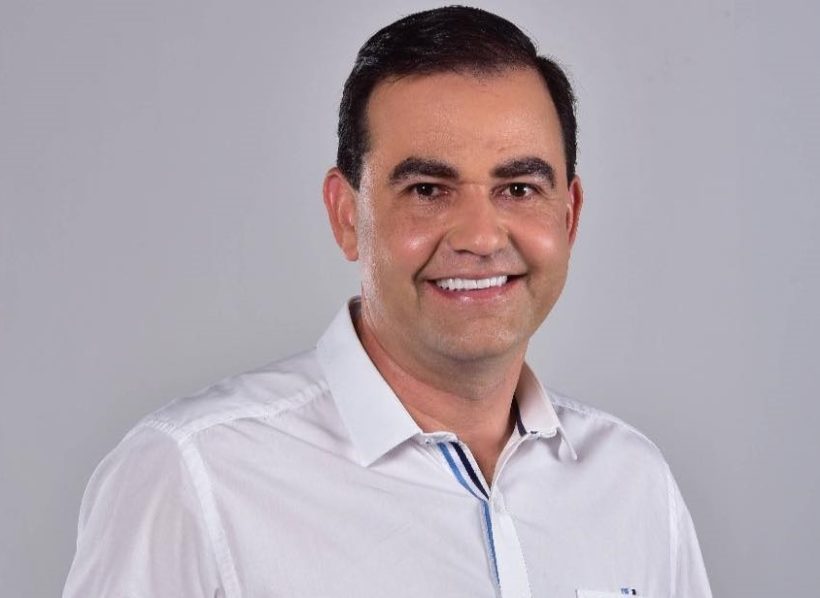 Prefeito de Umirim é alvo de operação na manhã desta quarta-feira