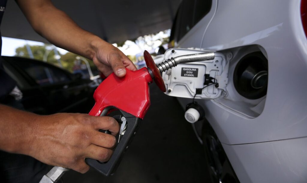 Polícia investiga postos de gasolina no Ceará por ligação com facções