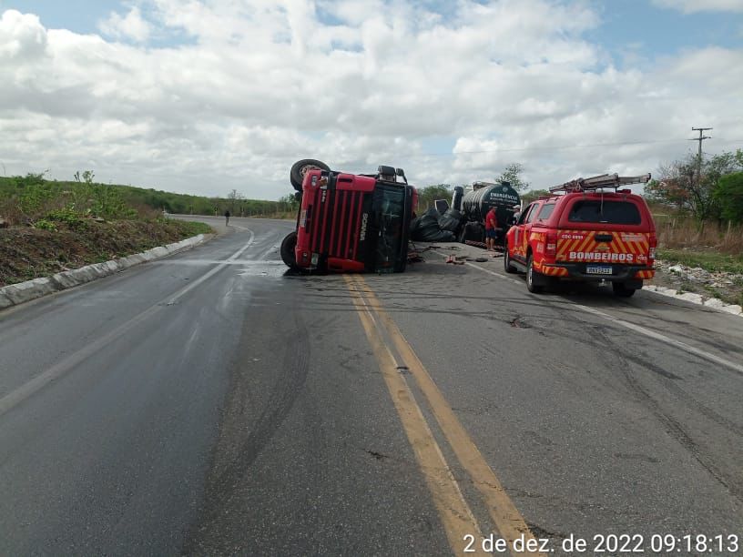 Acidente causa interdição parcial de rodovia em Forquilha