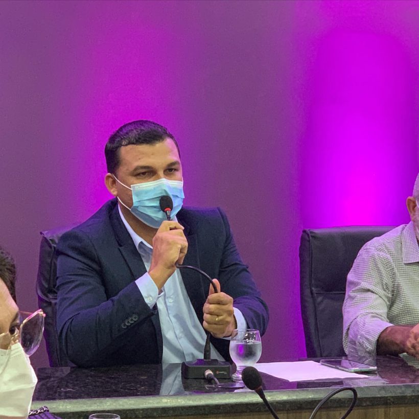 Diego Pinheiro é eleito presidente da Câmara Municipal de Horizonte para o biênio 2023 e 2024