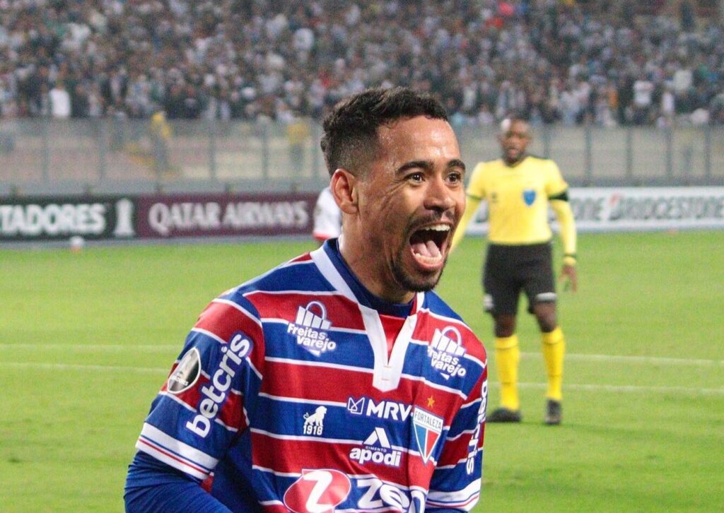 Yago Pikachu, gol contra o Alianza Lima, no Peru. (Foto: Felipe Cruz/FEC)