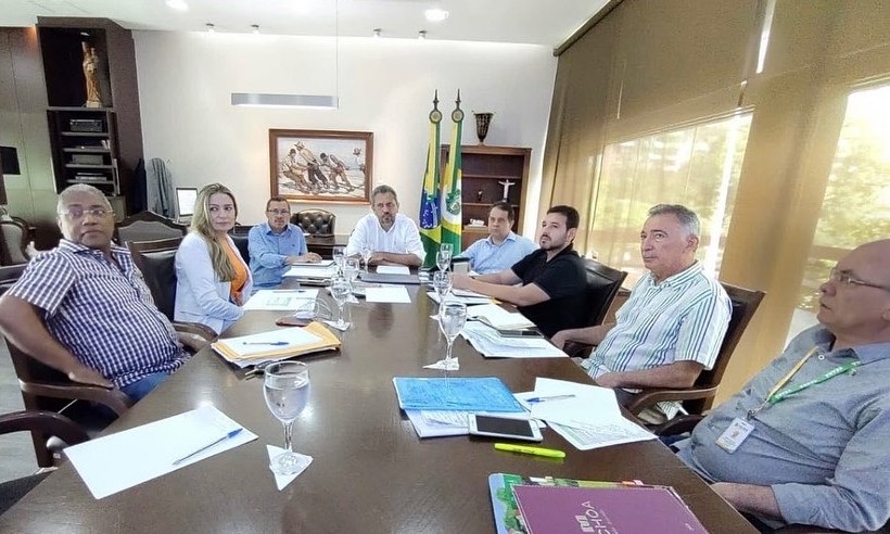 Elmano convoca reunião para combater a fome e zerar as filas de cirurgias no Ceará