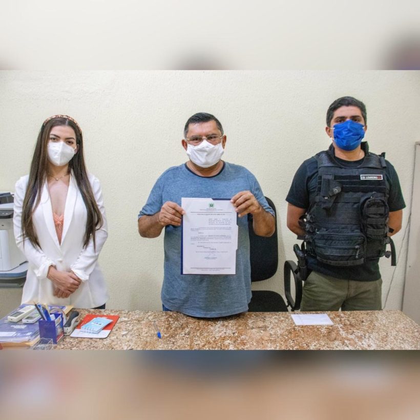 Prefeito persegue aliados de Elmano de Freitas em Santa Quitéria