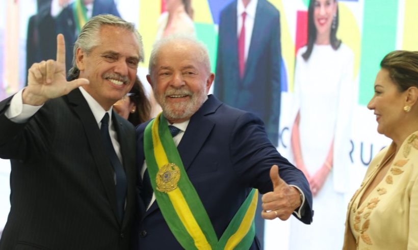 Primeira viagem internacional de Lula será para a Argentina