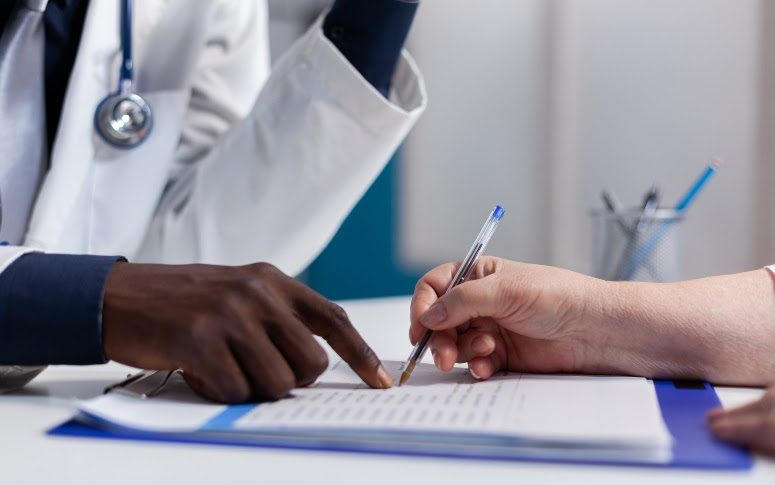 Hospitais cearenses selecionam médicos e profissionais de saúde