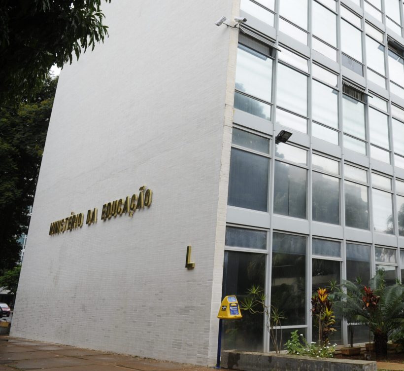 Ministério da Educação reforça equipe para acelerar políticas educacionais