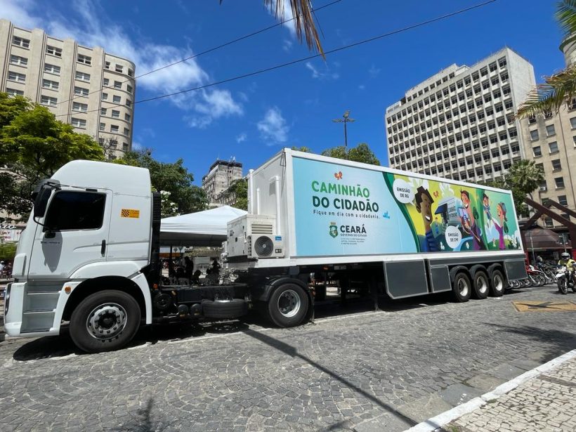 Caminhão do Cidadão vai atender 11 comunidades em seis municípios cearenses