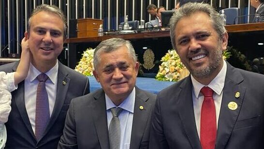 Camilo, Guimarães e Elmano decidem pela filiação de Evandro Leitão ao PT