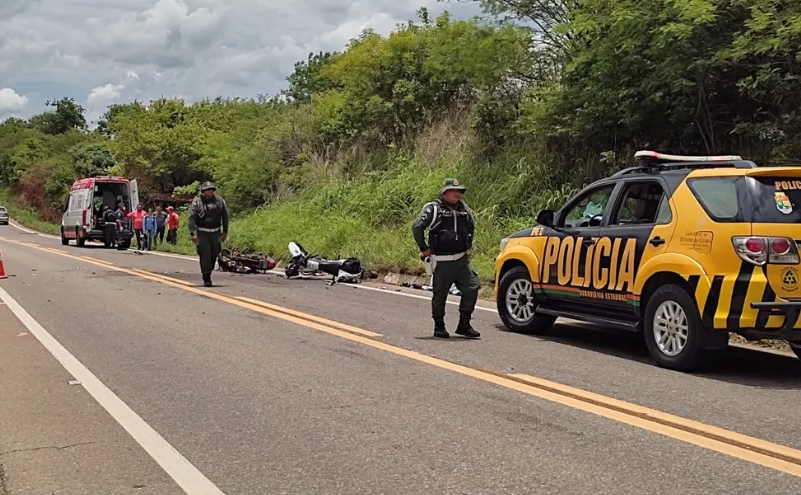 Homem morre no dia de seu aniversário após acidente envolvendo duas motos