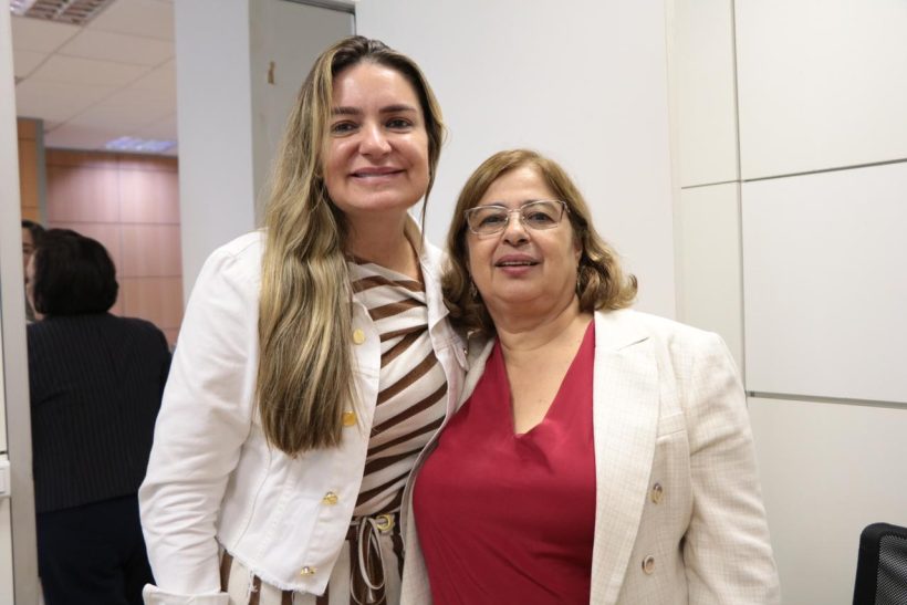 Senadora Augusta Brito leva reivindicações do Ceará à ministra das Mulheres