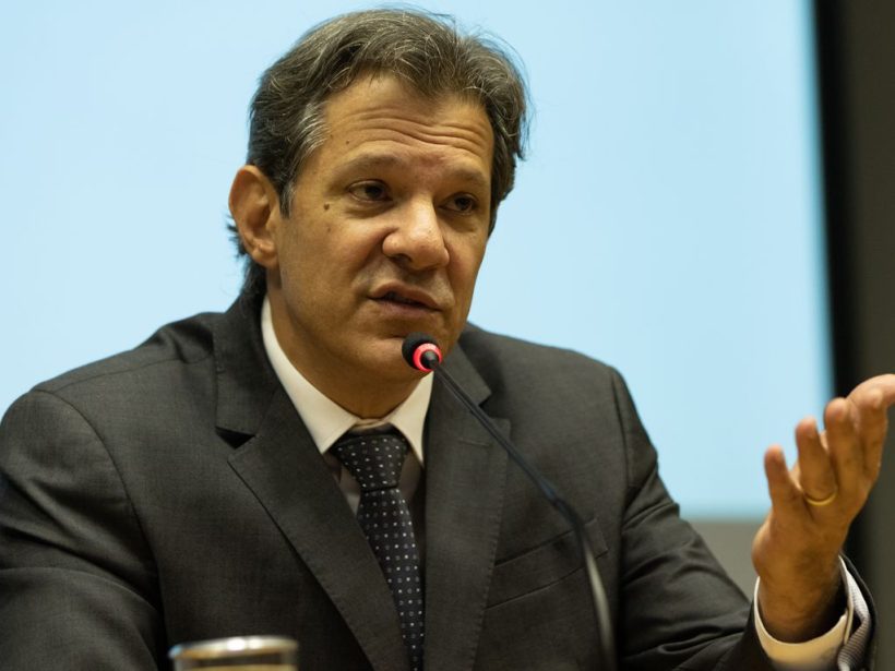 Governo Federal isenta do Imposto de Renda quem ganha até R$ 5 mil