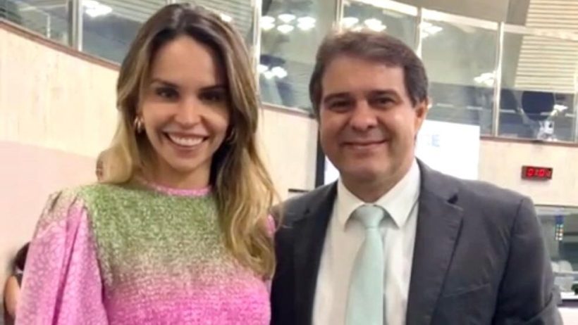 Gabriella Aguiar diz estar “à disposição” para assumir a vice na chapa de Evandro em Fortaleza