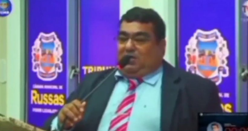 PT de Russas desfilia vereador que atacou deputadas do partido