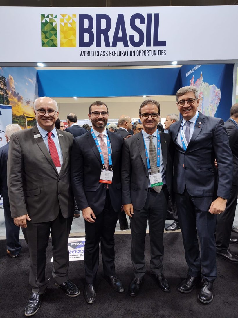 Cearense Tomás Figueiredo integra delegação brasileira no maior evento de mineração do mundo