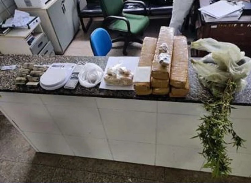 Polícia descobre ‘boca de fumo’ após denúncia de abandono de incapaz