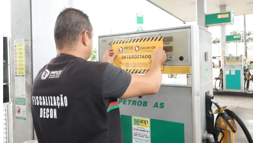 Decon-CE interdita bombas de posto de combustível com óleo diesel adulterado em Itatinga