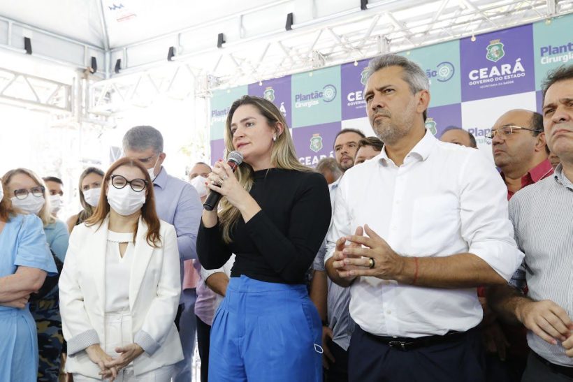 Senadora Augusta Brito participa de lançamento do plantões de cirurgias