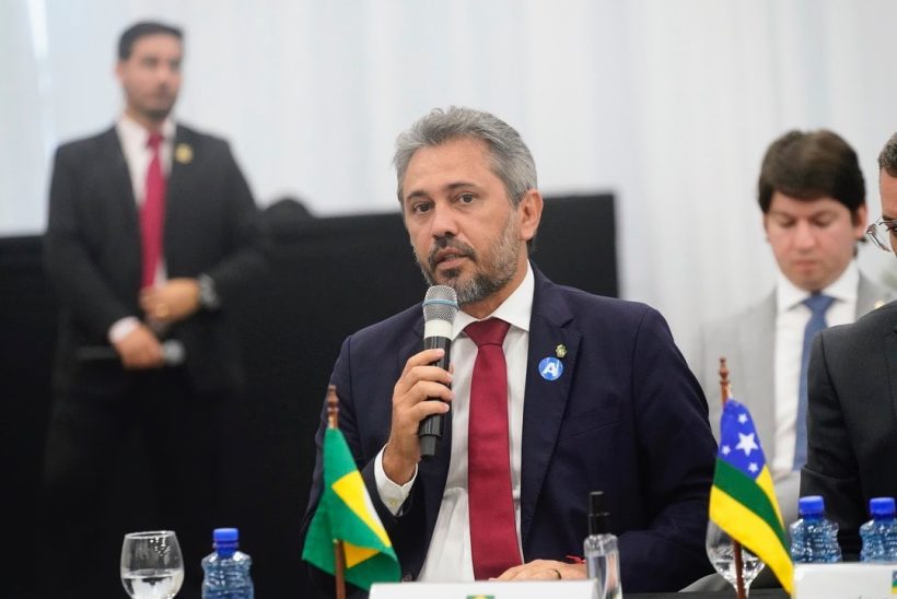 Elmano se diz aliviado após susto de Jade e comitiva do Governo em Marrocos