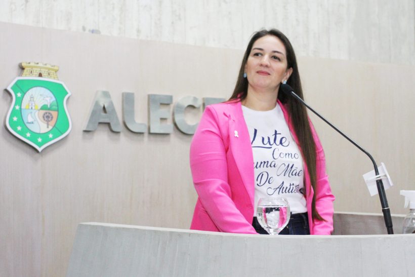 Deputada Luana Ribeiro comemora avanço de projeto de inclusão após parecer favorável
