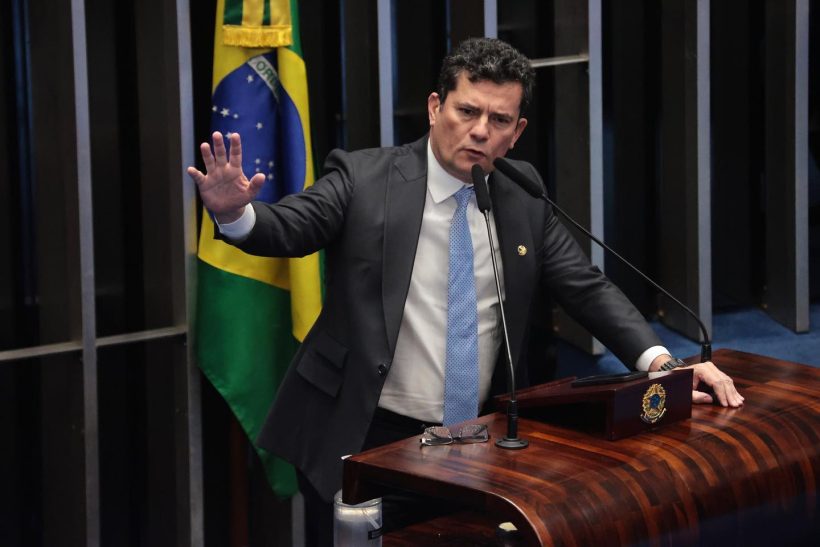 PGR pede prisão de Moro por fala do senador sobre ministro Gilmar Mendes