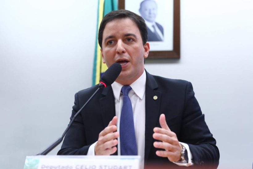 Elmano convida Célio Studart para Secretaria de Proteção Animal