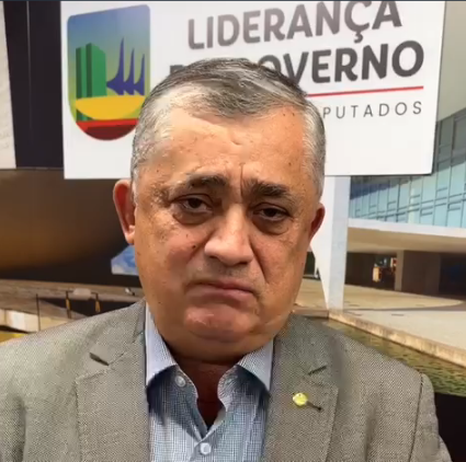José Guimarães