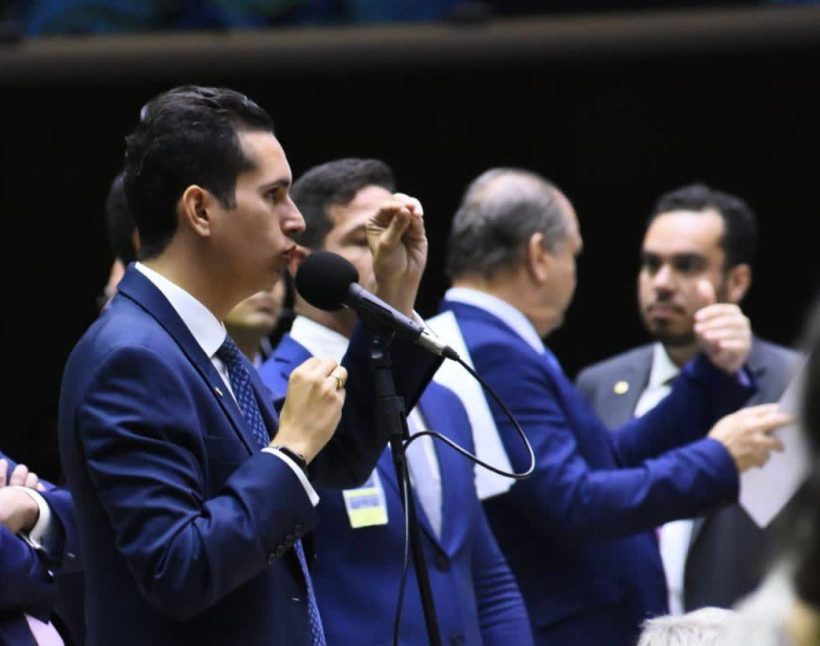Domingos Neto vai integrar CPI das Lojas Americanas na Câmara dos Deputados