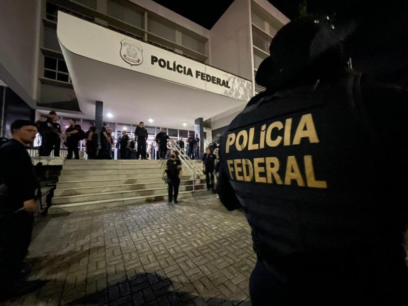 PF cumpre mandados em Acarape para investigar crime de responsabilidade