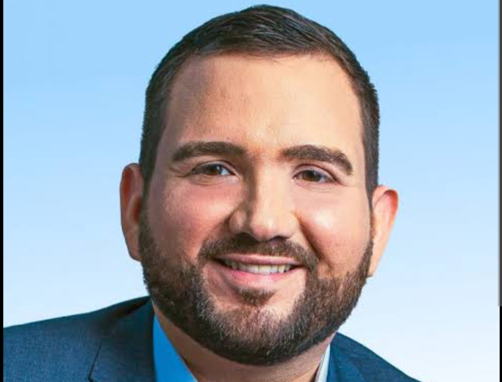 Prefeito de Quixelô se desliga do PT mas continua ao lado de Elmano e Lula