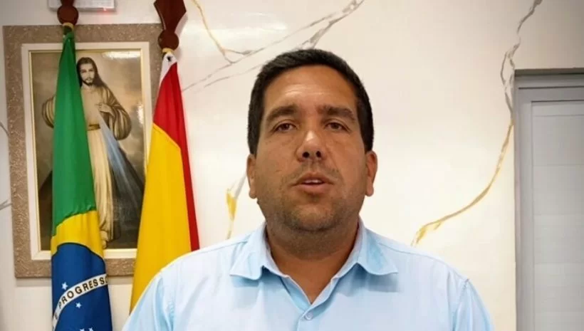 Prefeito Bruno Figueiredo confirma notificação em processo de impeachment
