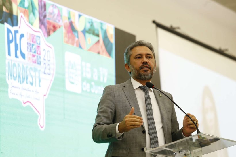 Elmano propõe simplificar licenças para atividades agropecuárias