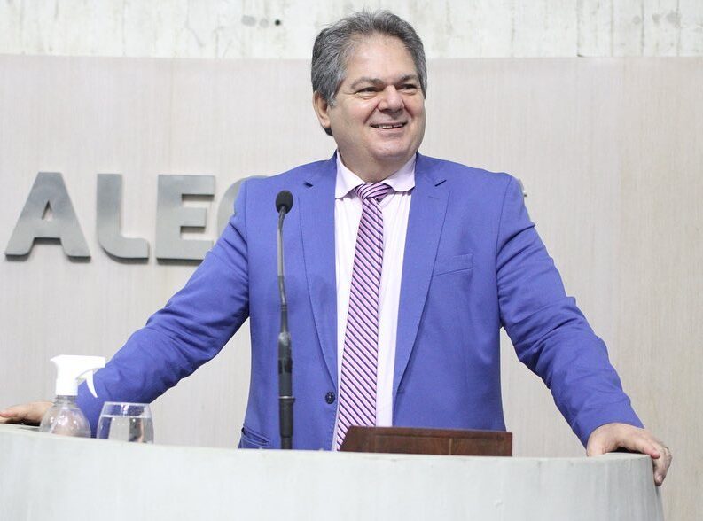 Osmar Baquit critica André Figueiredo e endossa Cid Gomes na presidência do PDT