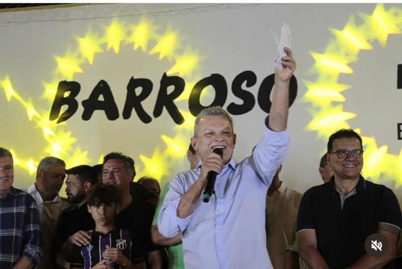 Sarto inaugura Areninha na capital e demonstra otimismo com reeleição