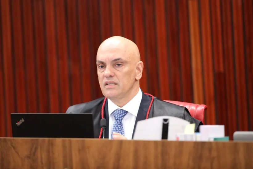 Alexandre de Morais nega liminar e mantém Ronald Bezerra como prefeito de Iguatu