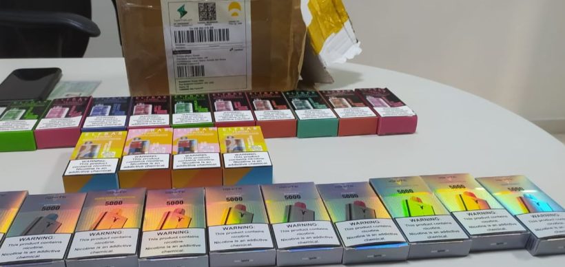 PF captura universitário com carregamento ilegal de cigarros eletrônicos em Crateús