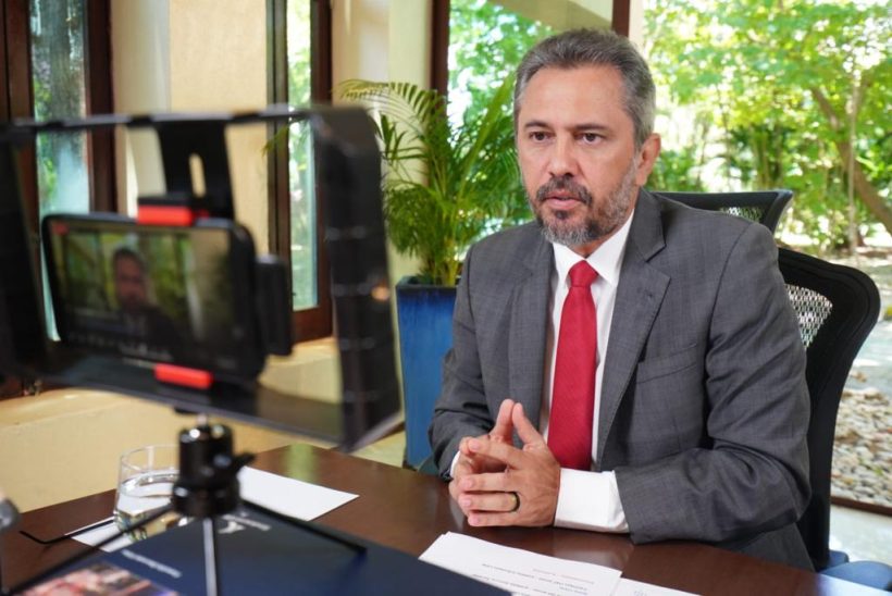 Governador Elmano anuncia a construção de vinte e duas novas Escolas de Tempo Integral