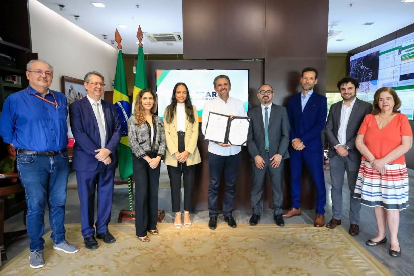 Elmano assina acordo de adesão do Estado do Ceará ao Pacto do Hidrogênio Renovável
