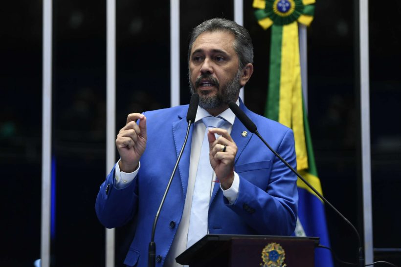 Elmano visita China nesta semana e Cid Gomes busca aproximação mirando reeleição