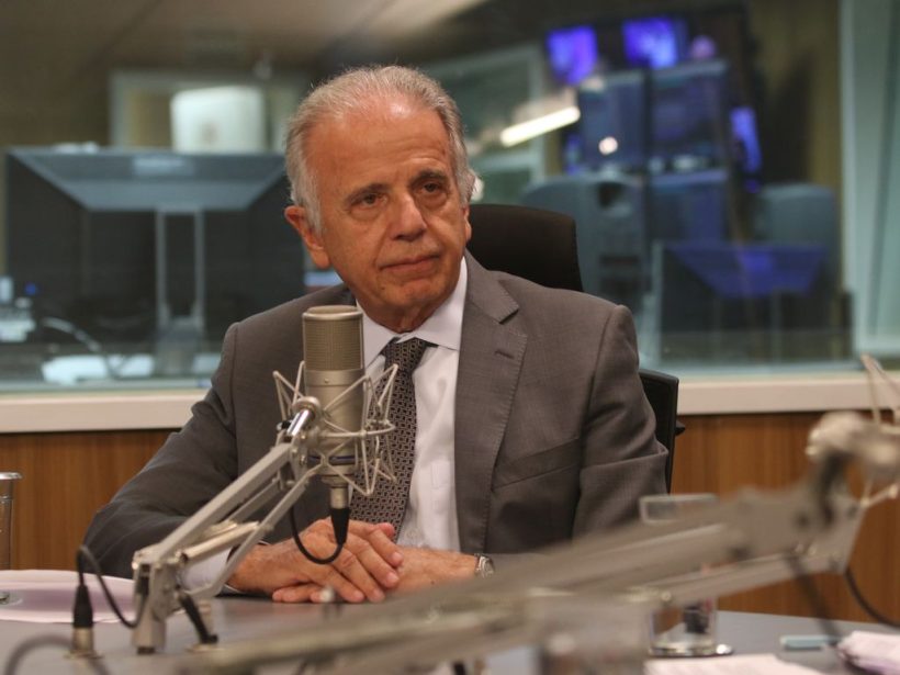 Ministro José Múcio faz inspeção na Base Aérea de Fortaleza nesta sexta (1º)