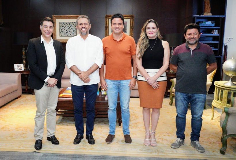 Prefeito Rafael Marques se reúne com governador Elmano no Abolição